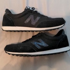New balance 410 sneakers